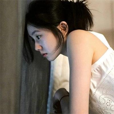 裙角飞扬的日子